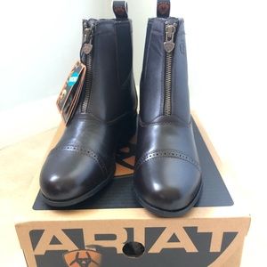 New Kid’s Ariat Riding Boots Size 3